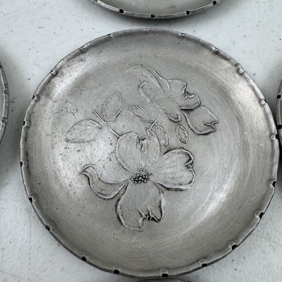 Wendell August Forge 3.5" Coasters With Dogwood Flowers - Set Of 7 - Picture 5 of 16
